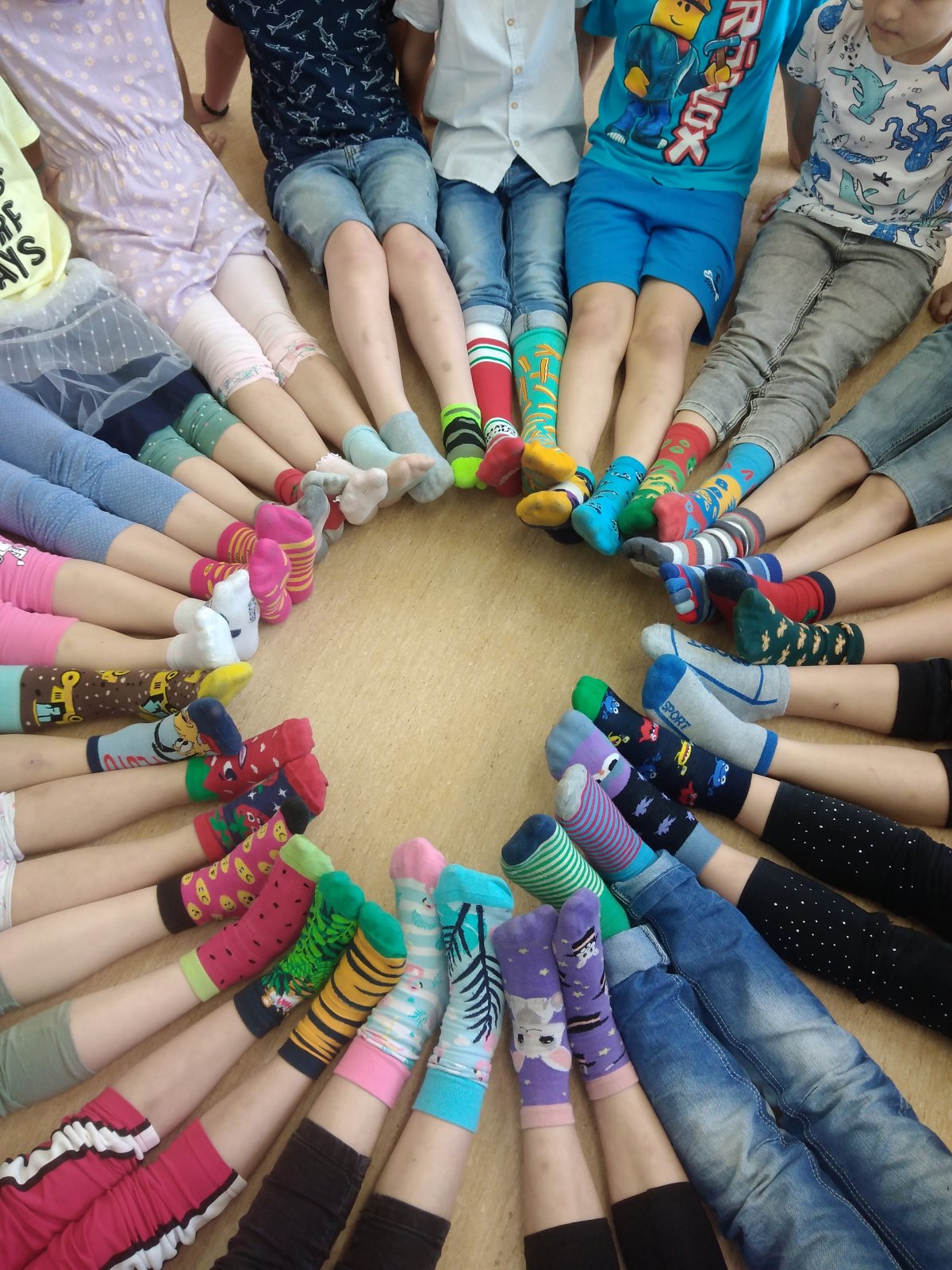 Den bláznivých ponožek ve 2. třídách